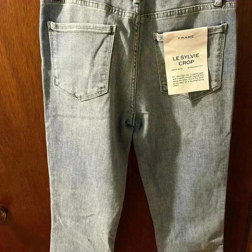 NWT FRAME Denim Sylvie cropped distressed mid-rise straight-leg jeans 29 - Picture 6 of 11